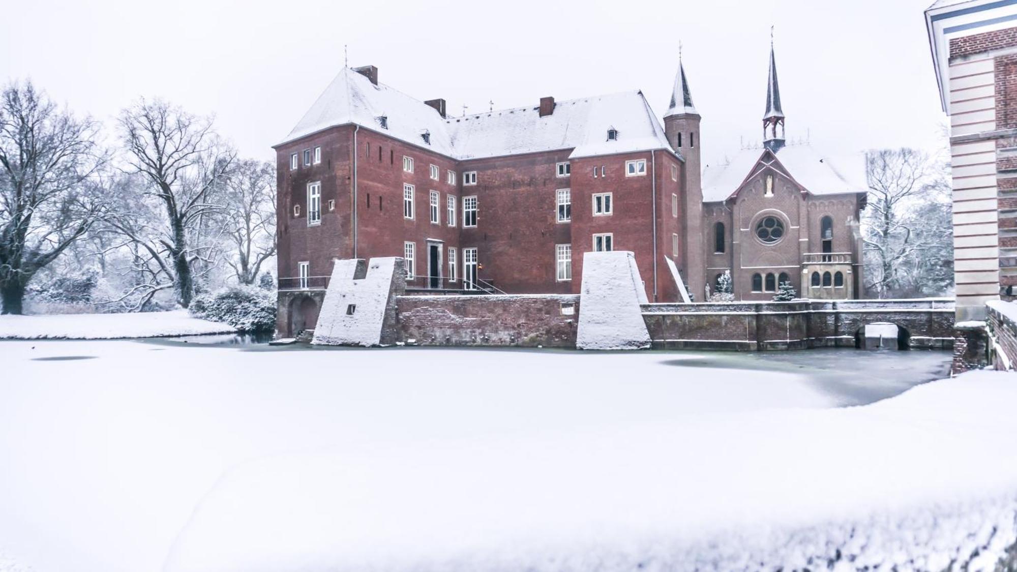 Schloss Wissen Веце Екстериор снимка