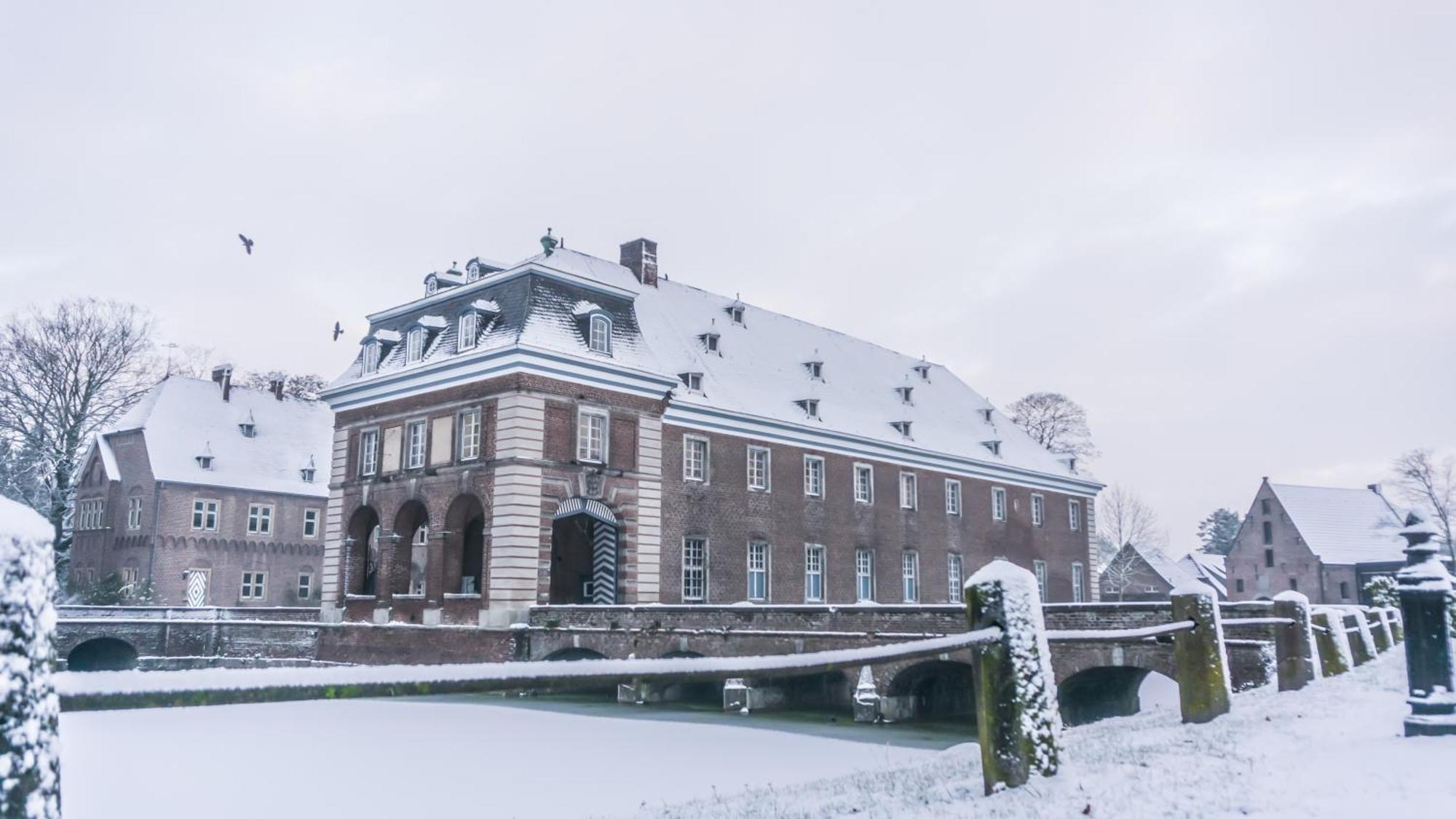 Schloss Wissen Веце Екстериор снимка
